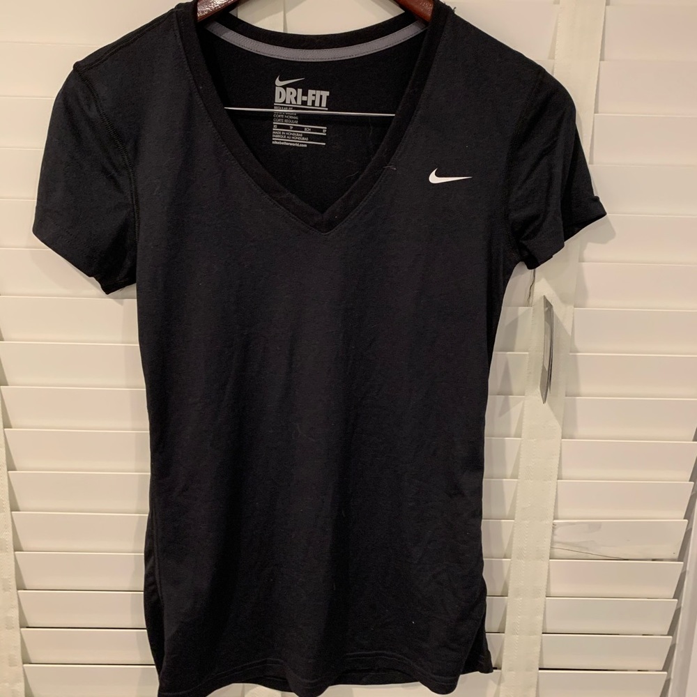 Nike dry fit work out top